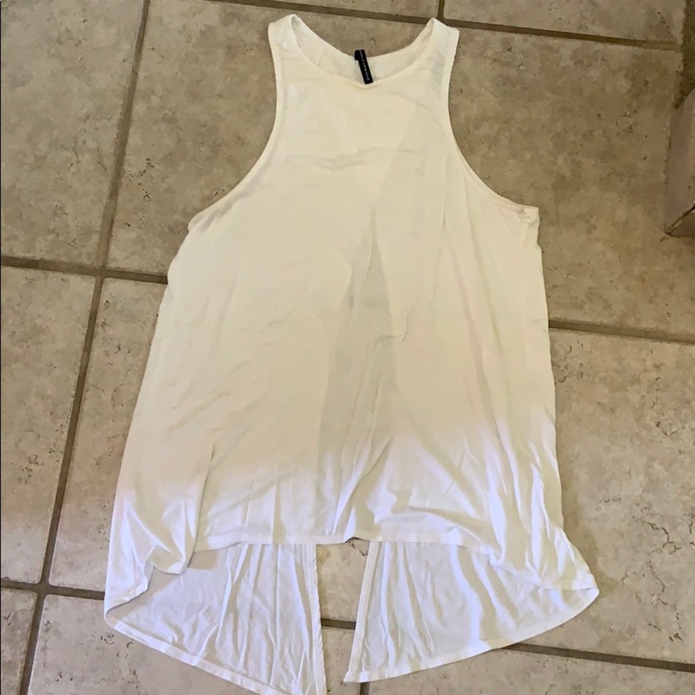 Carbon 38 White Tank